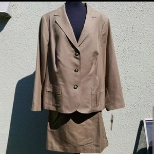 Kate Hill Summer Suit